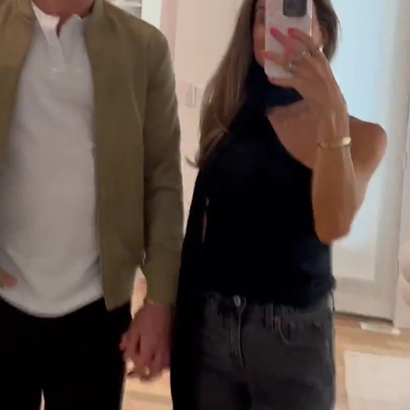 NWT - Abercrombie & Fitch - Asymmetrical Scarf Sweater Tank - Picture 3 of 9